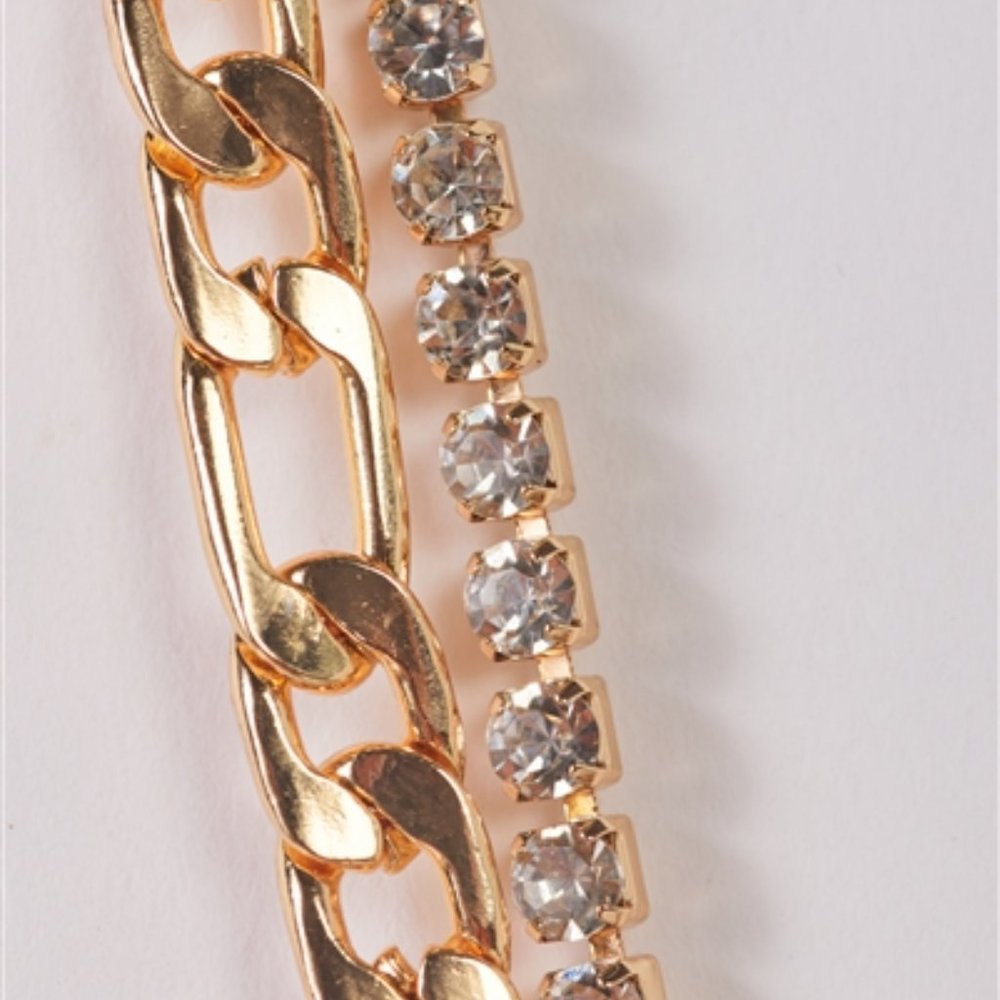 Link Chain & Rhinestone Box Necklace - Picture 2 of 2
